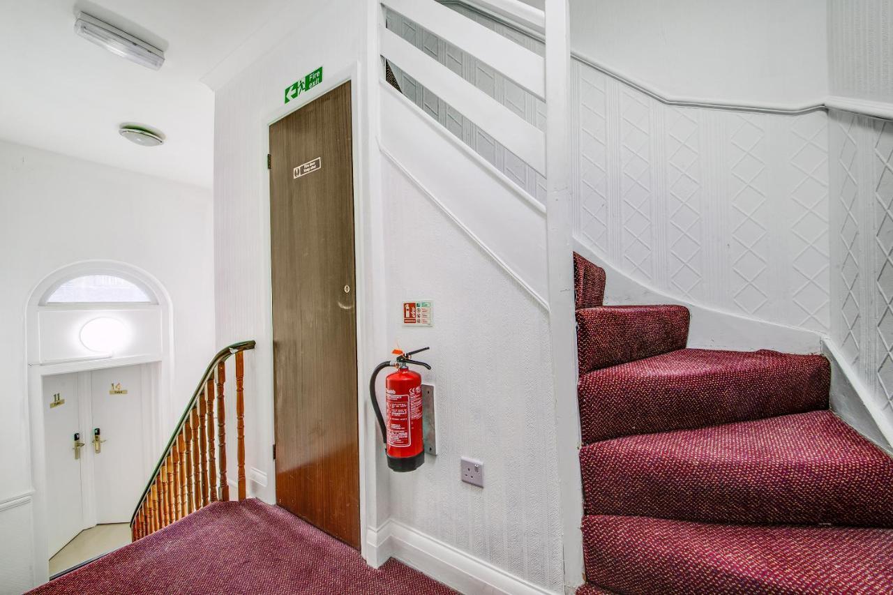 Отель Oyo 24 Sussex, London Paddington Экстерьер фото